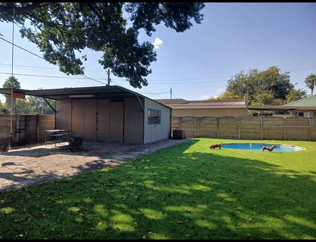 3 BEDROOM HOUSE FOR SALE IN THREE RIVERS